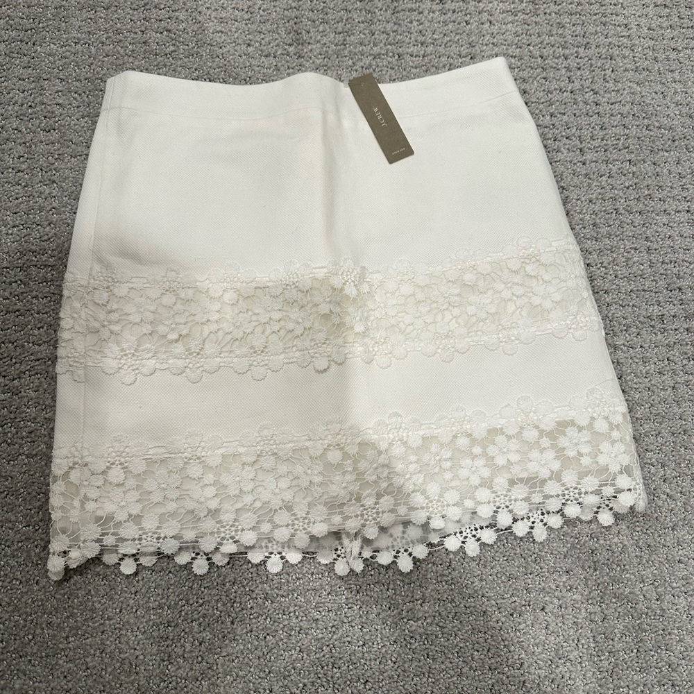 White JCrew skirt. Size 2 NWT